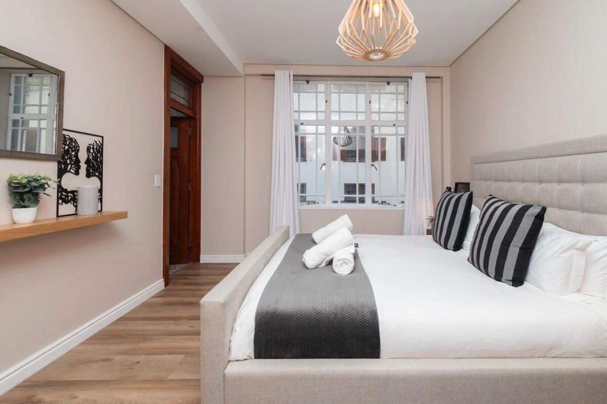 Apartment Market House Haven