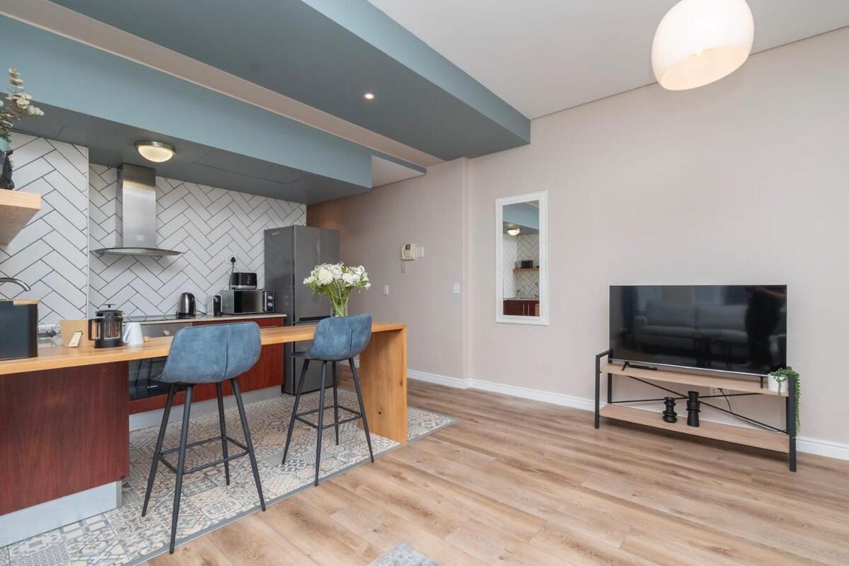 Apartment Market House Haven